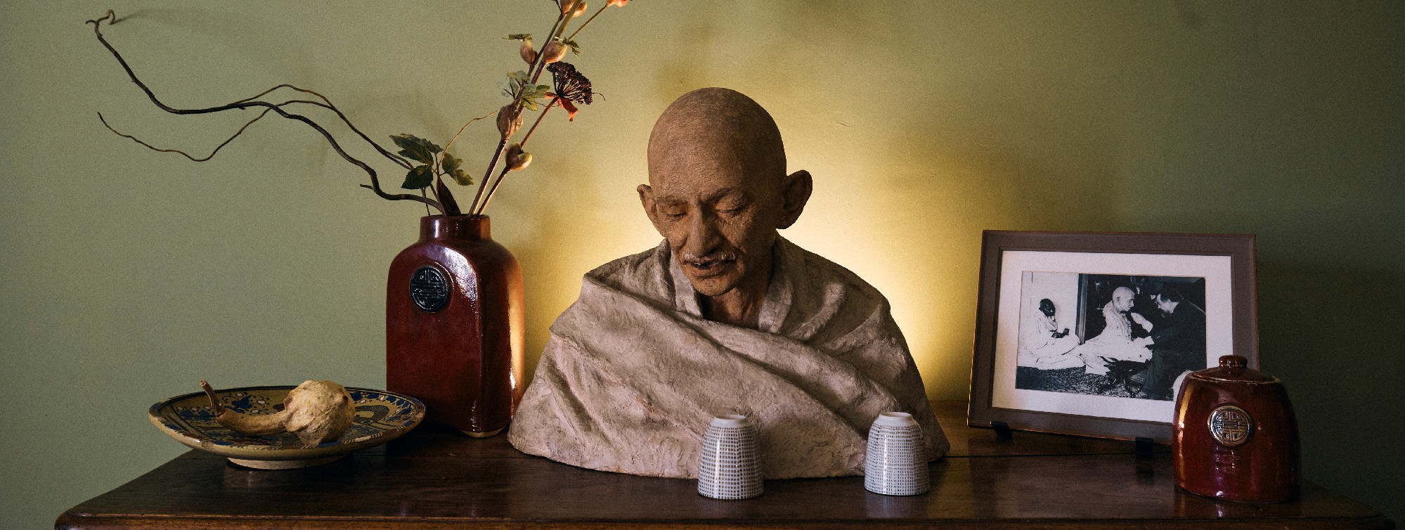 Chateau de Maumont - Chambre - Jo Davidson bust  Mahatma Gandhi ©Chateau de Maumont - Marcel photography