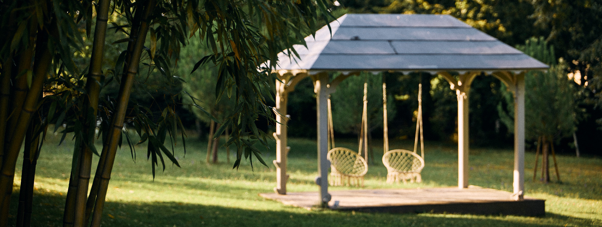 Chateau de Maumont - exterieur - kiosque - pergola ©Chateau de Maumont - Marcel photography