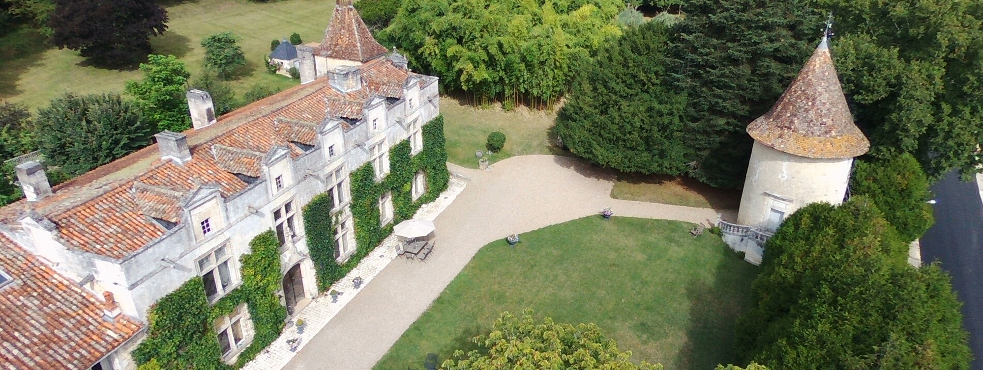 Chateau de Maumont : vue du ciel ©Chateau de Maumont