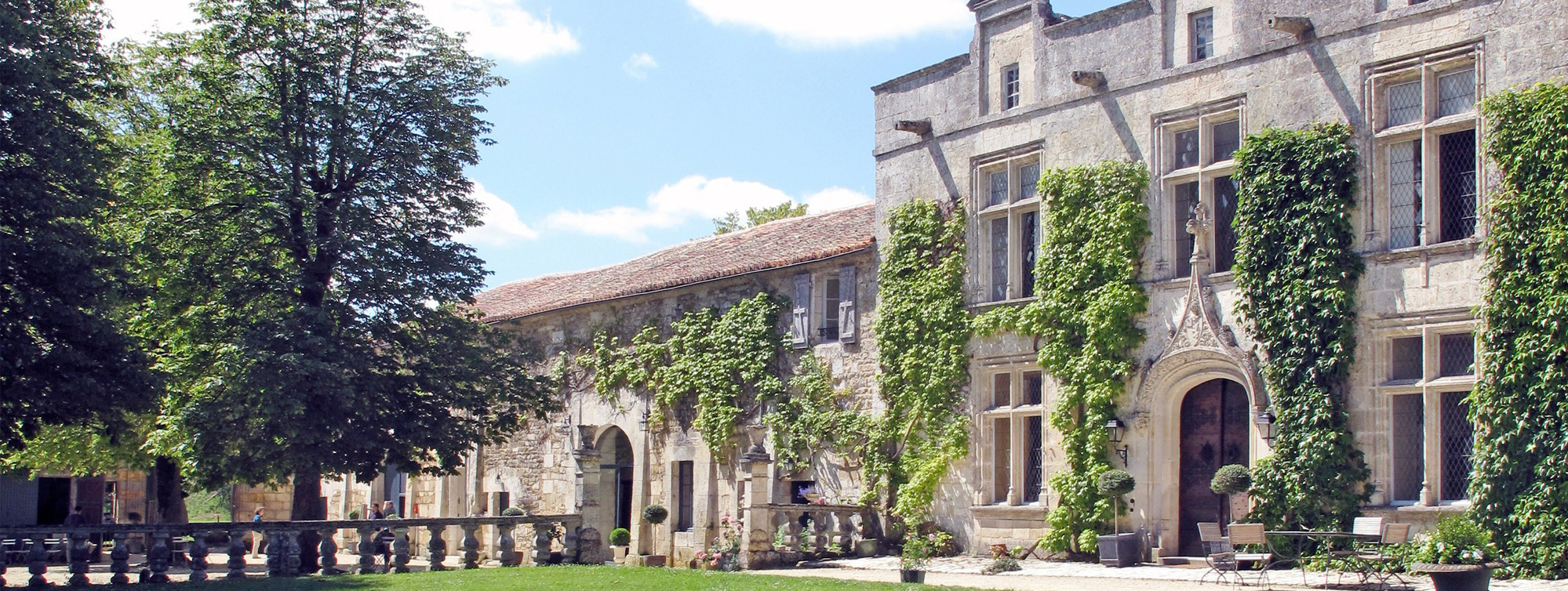 Château de Maumont - Chambres d'hôtes de charme à Magnac sur Touvre, Charente ©Chateau de Maumont